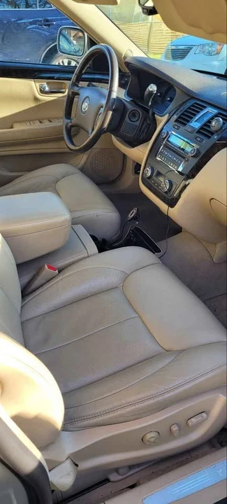 2008 Cadillac DTS - Image 4 of 7
