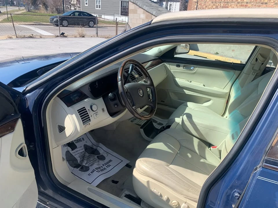 2008 Cadillac DTS - Image 16 of 16