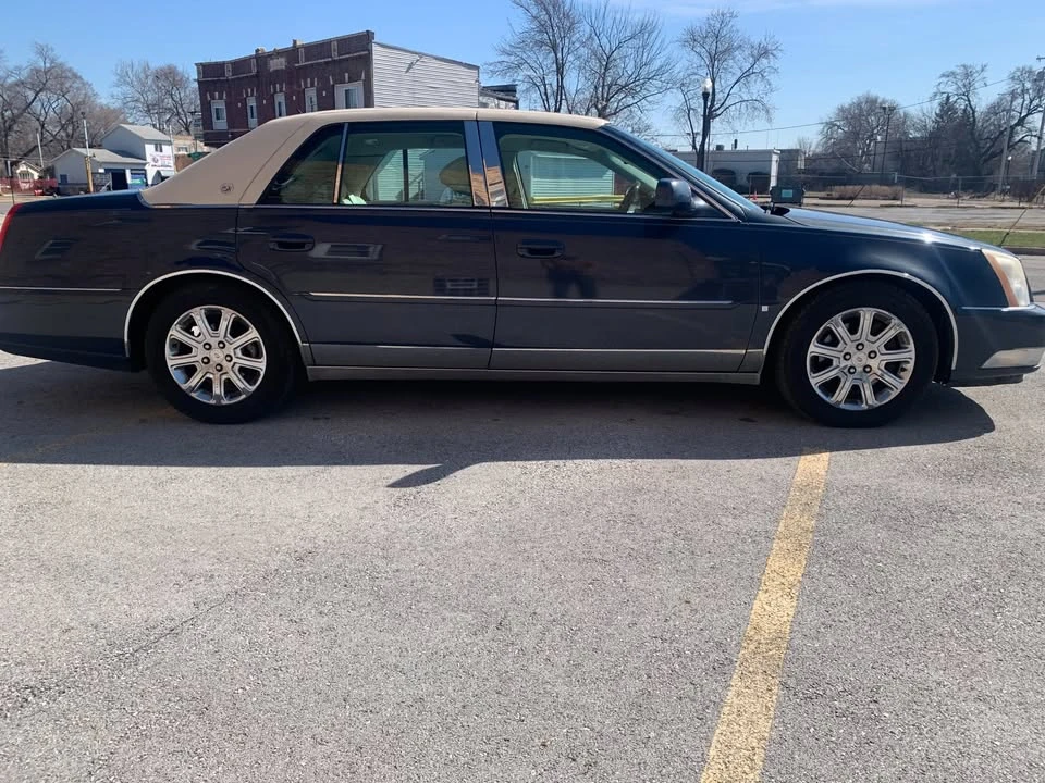 2008 Cadillac DTS - Image 5 of 16