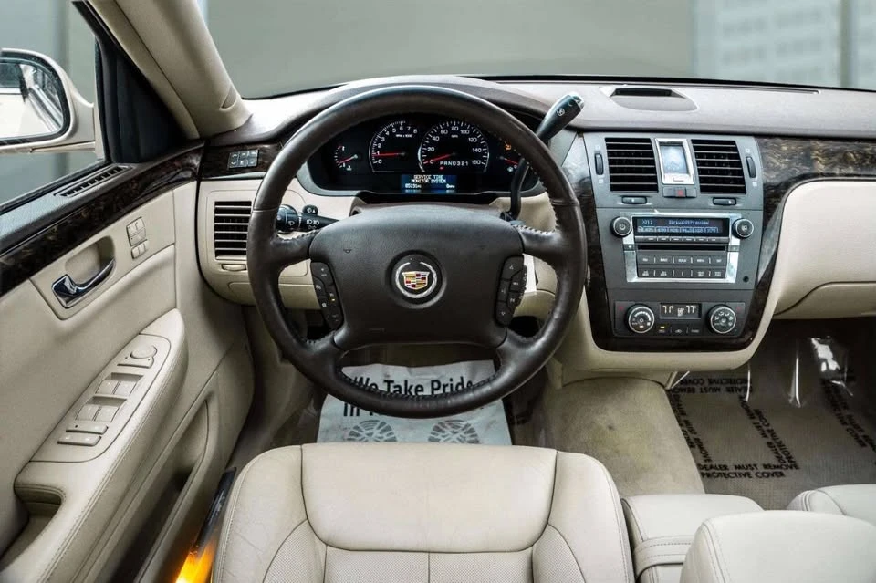 2008 Cadillac DTS - Image 14 of 17