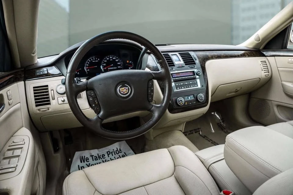 2008 Cadillac DTS - Image 17 of 17