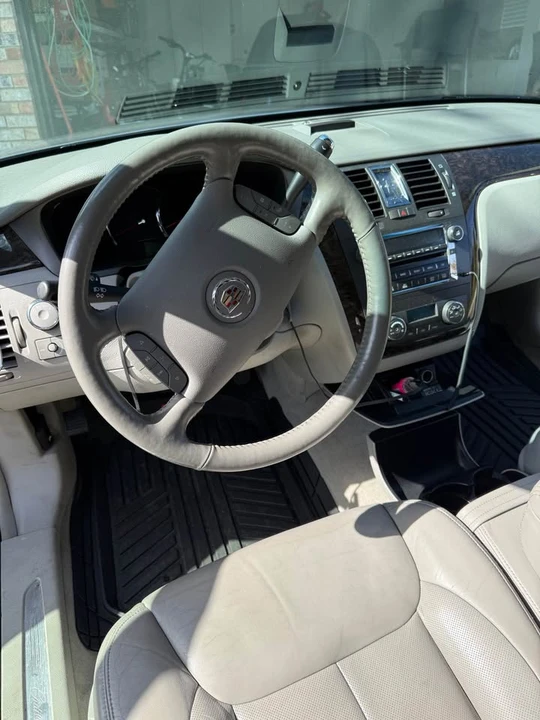 2008 Cadillac DTS - Image 7 of 11