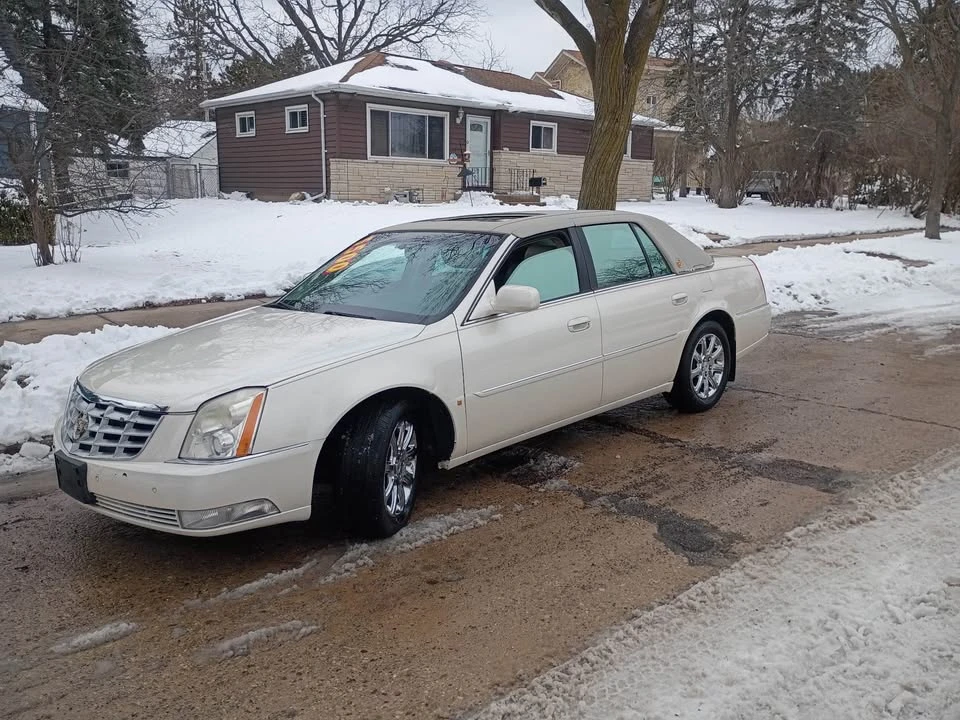 2008 Cadillac DTS - Image 6 of 11