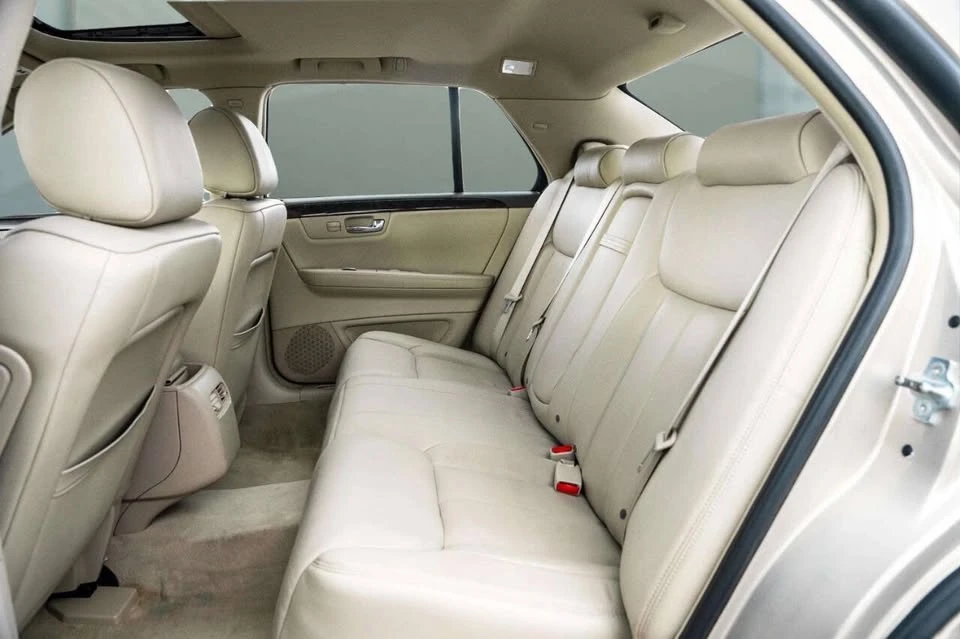 2008 Cadillac DTS - Image 8 of 17