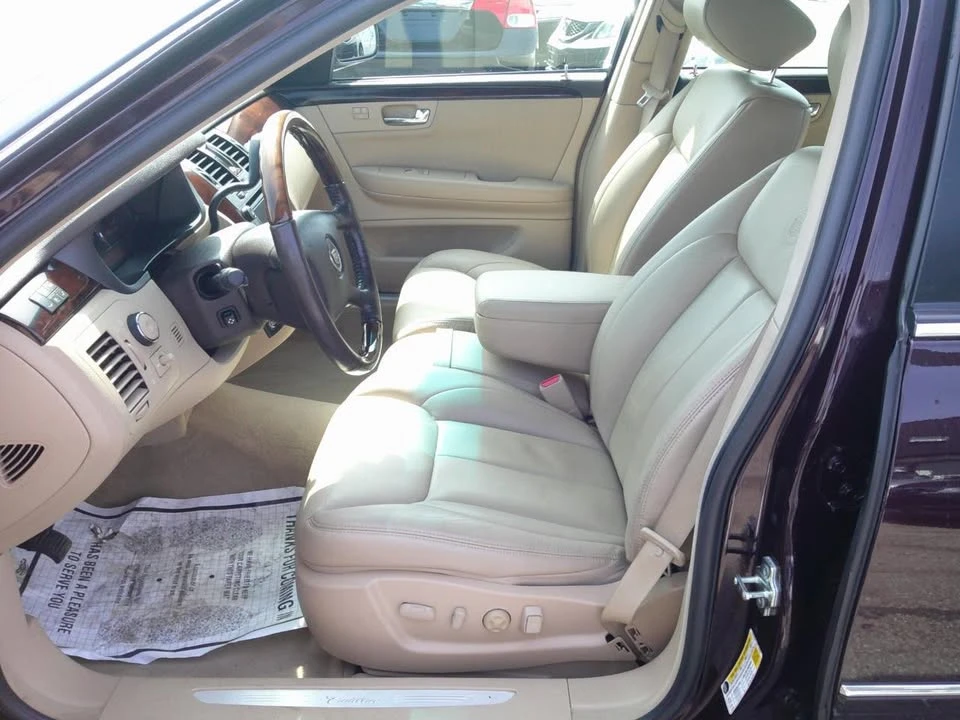 2008 Cadillac DTS - Image 17 of 20