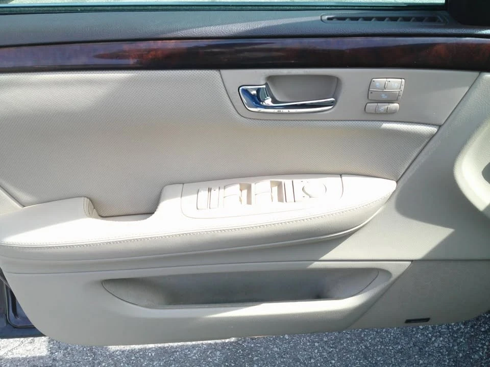 2008 Cadillac DTS - Image 18 of 20