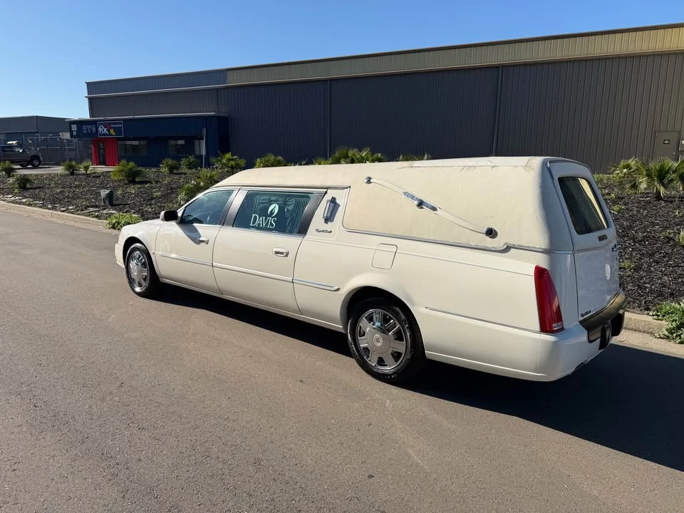 2008 Cadillac DTS - Image 6 of 16