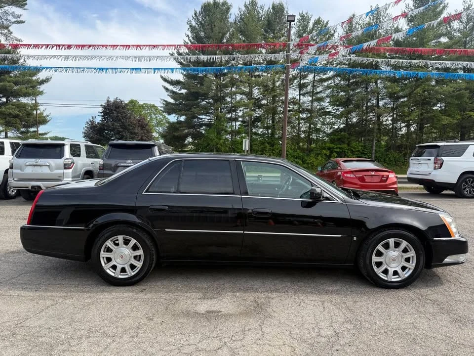 2008 Cadillac DTS - Image 4 of 16