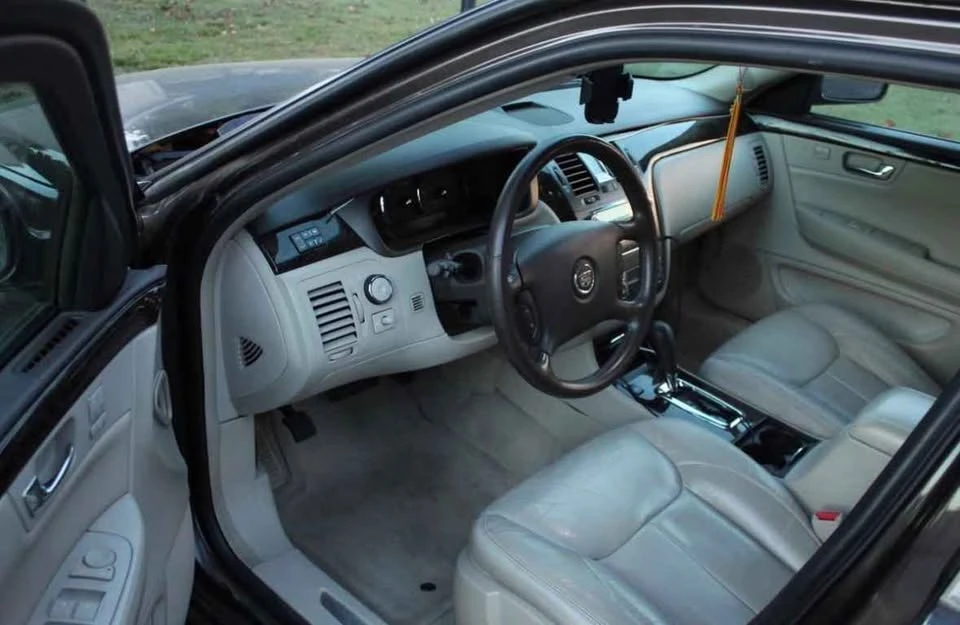 2008 Cadillac DTS - Image 12 of 16