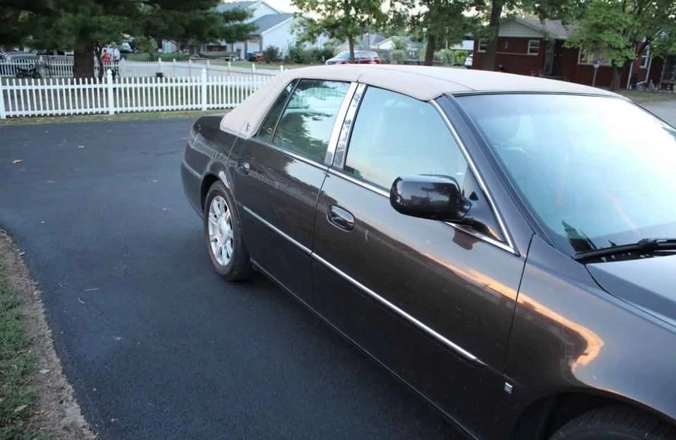 2008 Cadillac DTS - Image 5 of 16