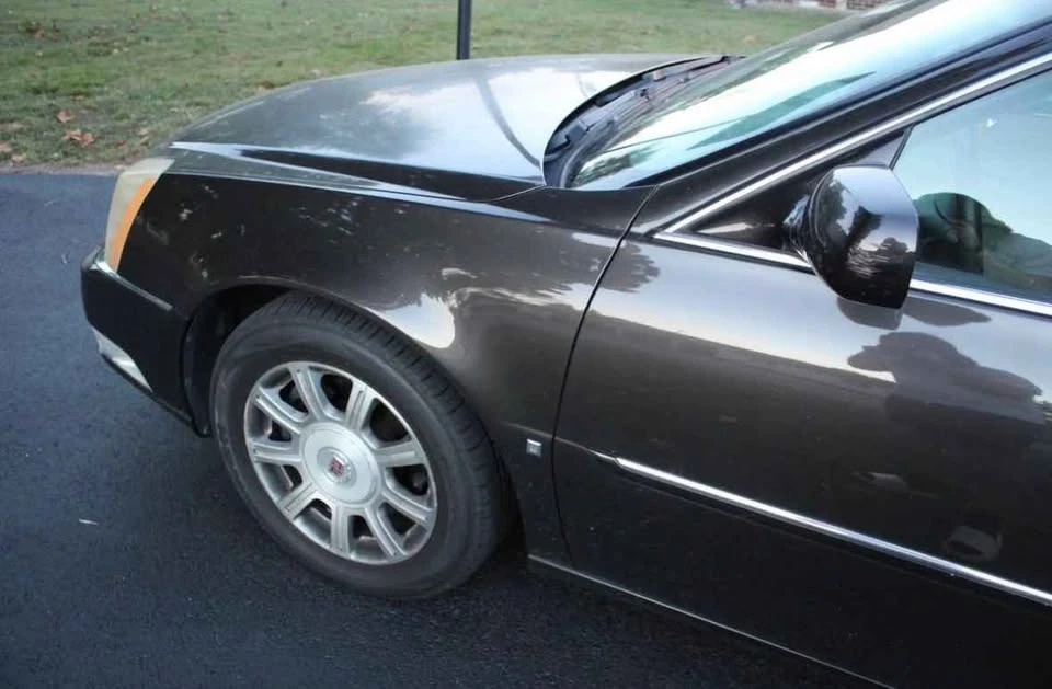 2008 Cadillac DTS - Image 15 of 16