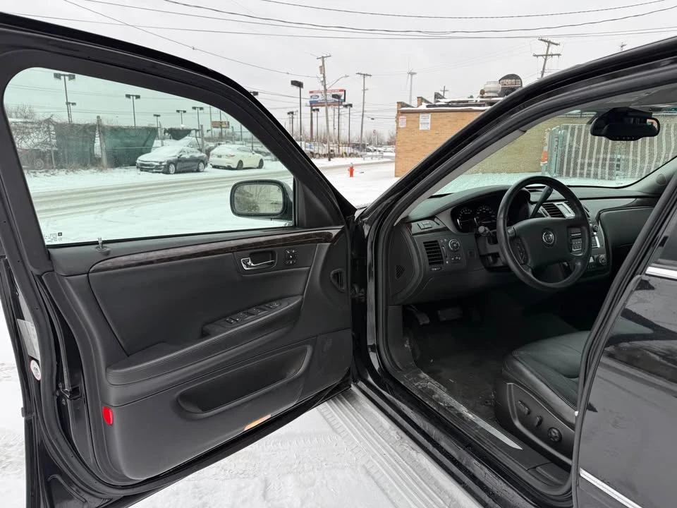 2008 Cadillac DTS - Image 19 of 20