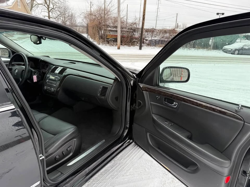 2008 Cadillac DTS - Image 9 of 20