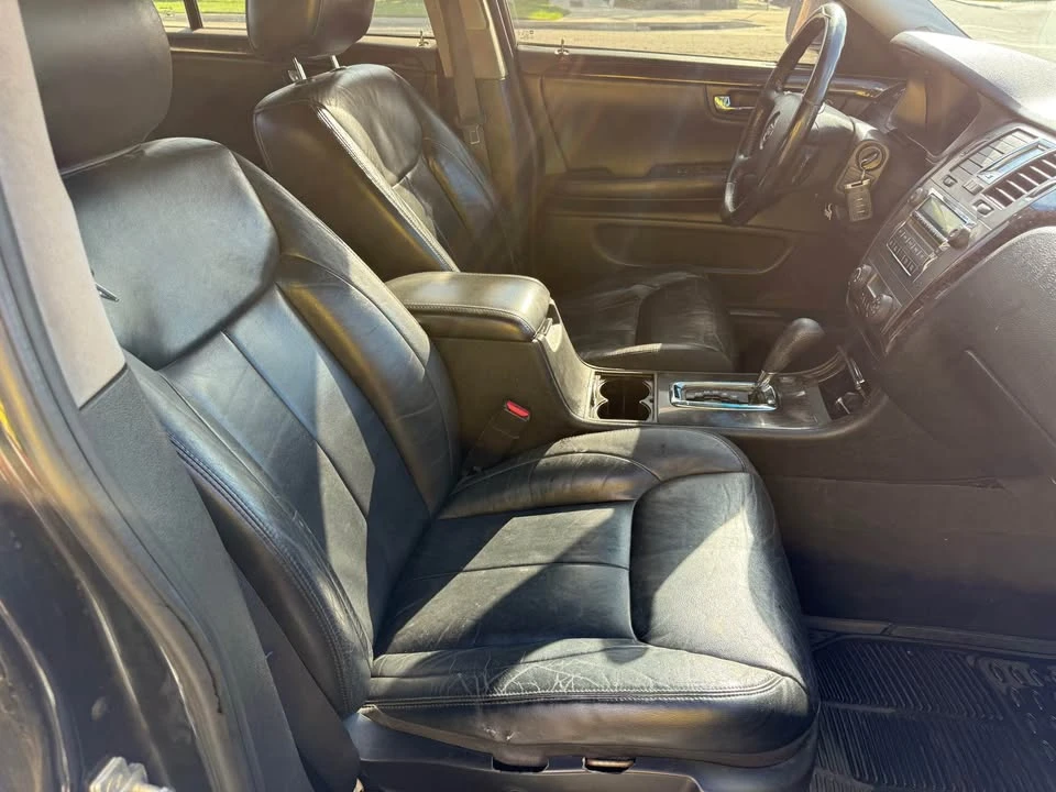 2008 Cadillac DTS - Image 9 of 11