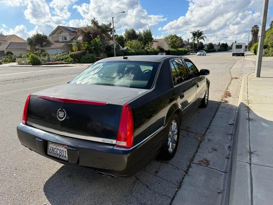 2008 Cadillac DTS - Image 4 of 11