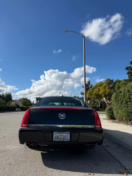 2008 Cadillac DTS - Image 3 of 11