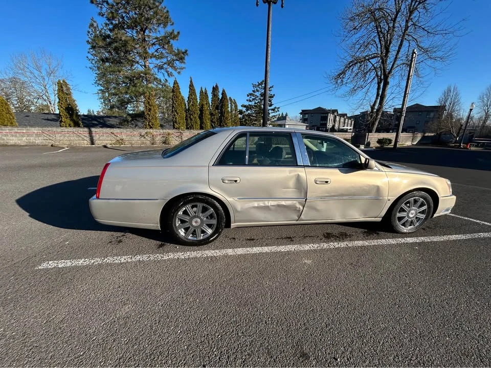 2008 Cadillac DTS - Image 5 of 20