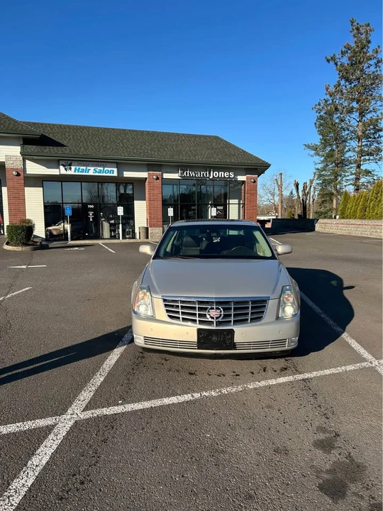2008 Cadillac DTS - Image 2 of 20