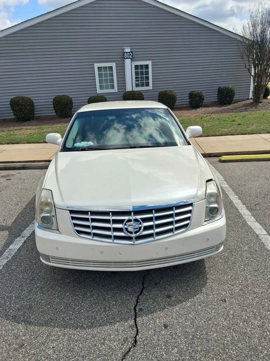 2008 Cadillac DTS - Image 4 of 4