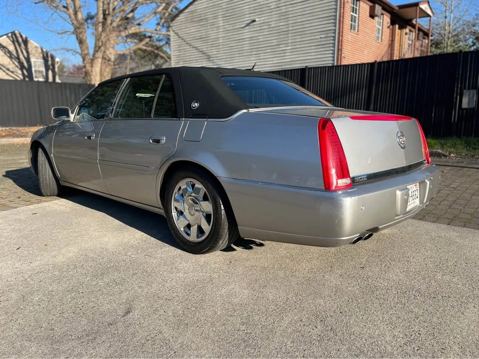 2008 Cadillac DTS - Image 6 of 11