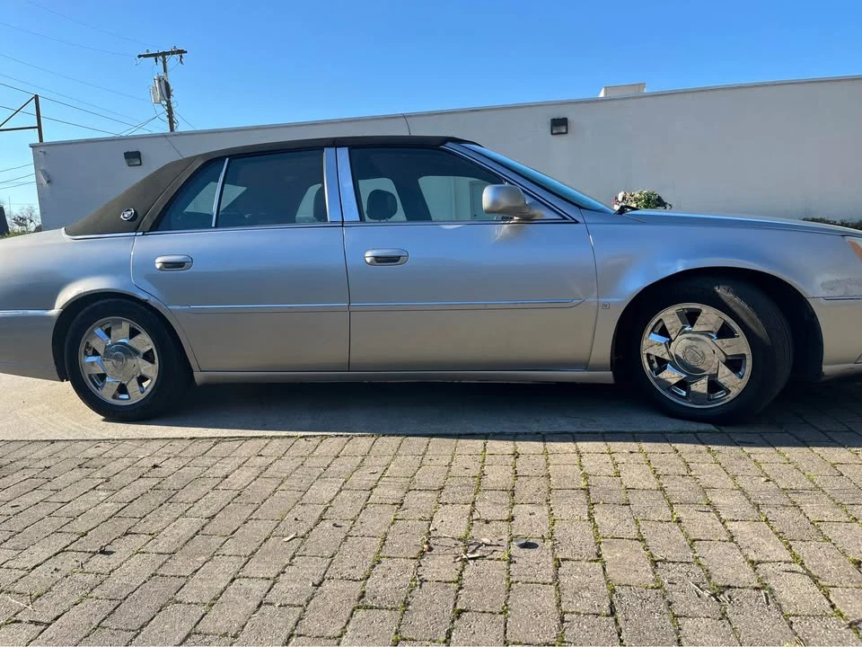 2008 Cadillac DTS - Image 7 of 11