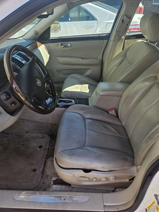 2008 Cadillac DTS - Image 4 of 7