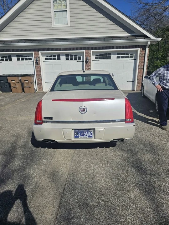 2008 Cadillac DTS - Image 3 of 7