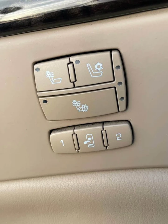 2008 Cadillac DTS - Image 16 of 16