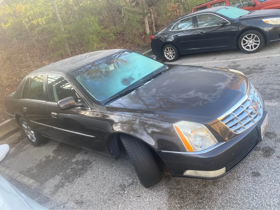 2008 Cadillac DTS - Image 8 of 10