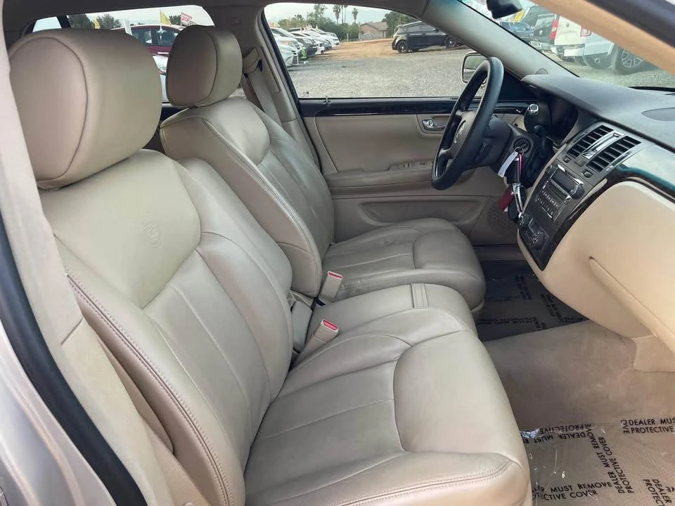 2008 Cadillac DTS - Image 12 of 16