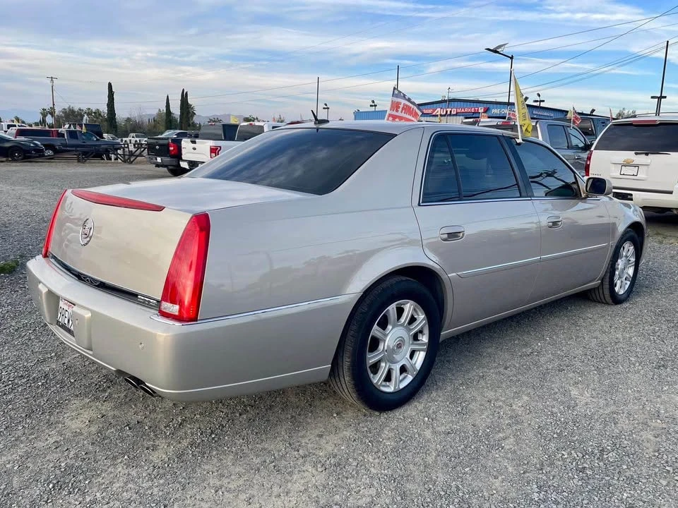 2008 Cadillac DTS - Image 6 of 16