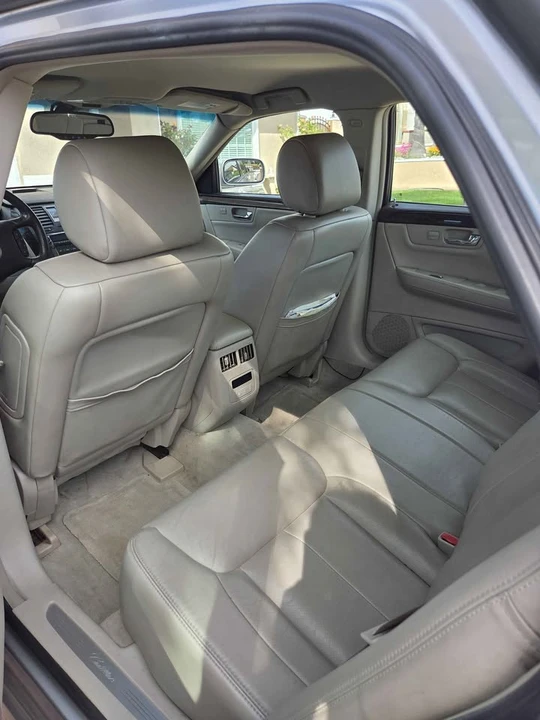 2008 Cadillac DTS - Image 4 of 9