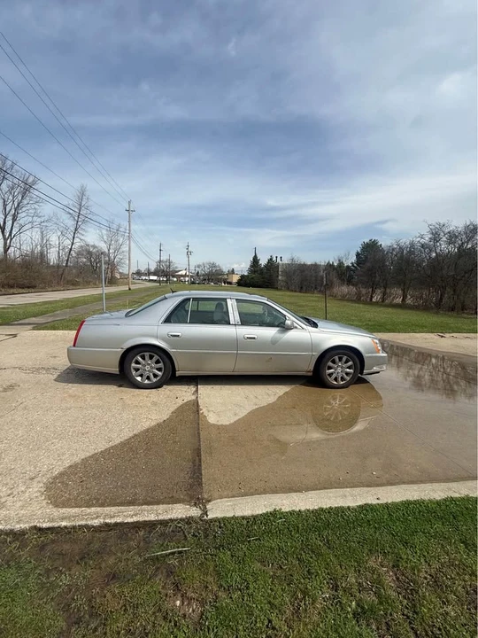 2008 Cadillac DTS - Image 7 of 12