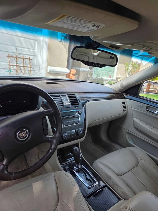 2008 Cadillac DTS - Image 14 of 16