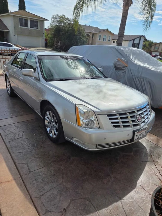 2008 Cadillac DTS - Image 3 of 16