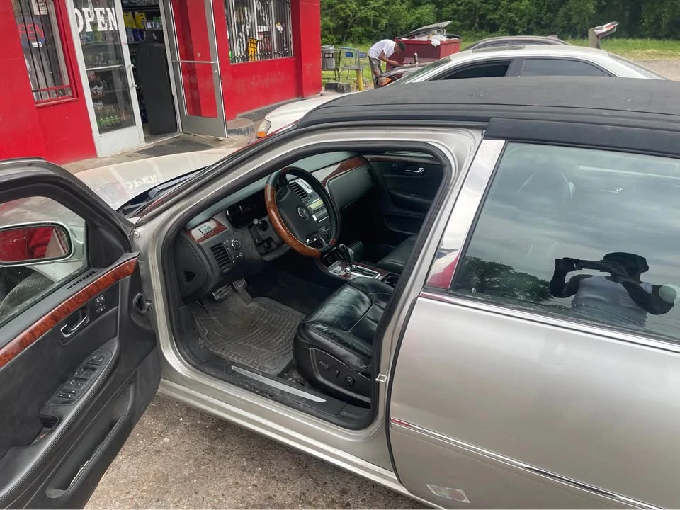2008 Cadillac DTS - Image 3 of 7