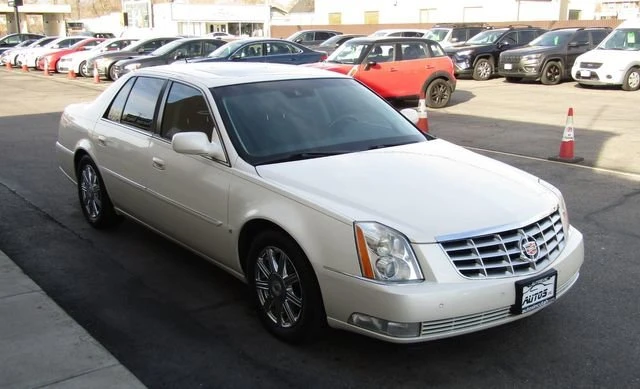 2008 Cadillac DTS - Image 4 of 16