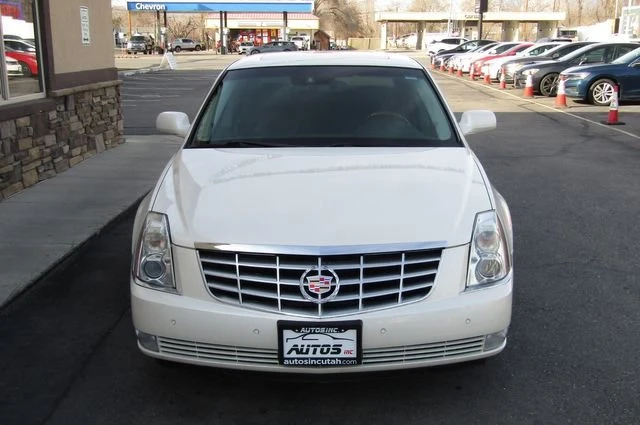 2008 Cadillac DTS - Image 10 of 17
