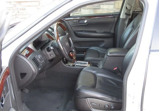 2008 Cadillac DTS - Image 5 of 17