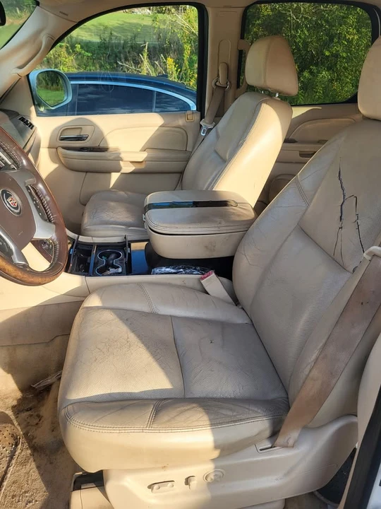 2008 Cadillac Escalade & EXT 3rd Gen - Image 5 of 7