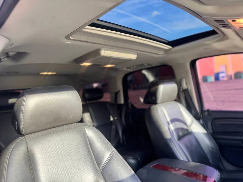 2008 Cadillac Escalade & EXT 3rd Gen - Image 10 of 14
