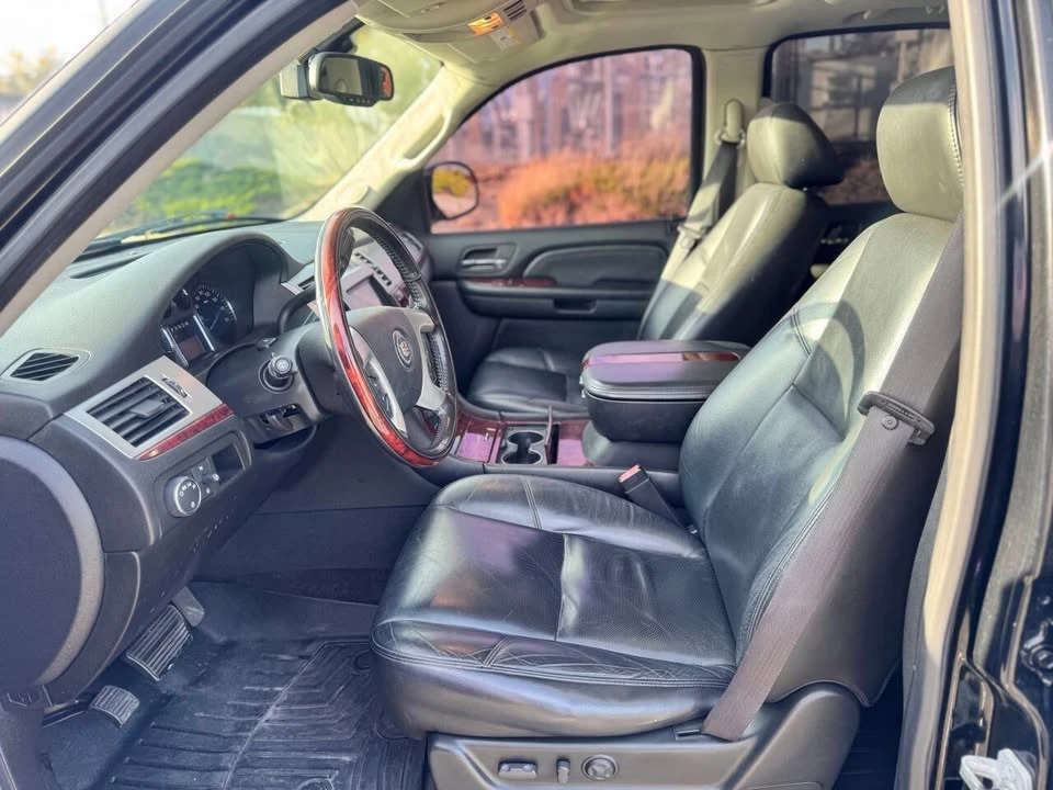 2008 Cadillac Escalade & EXT 3rd Gen - Image 6 of 14