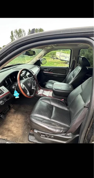 2008 Cadillac Escalade & EXT 3rd Gen - Image 5 of 5