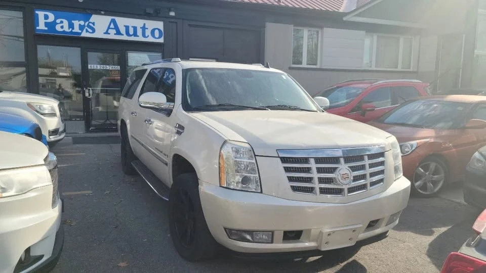 2008 Cadillac Escalade & EXT 3rd Gen - Image 2 of 13