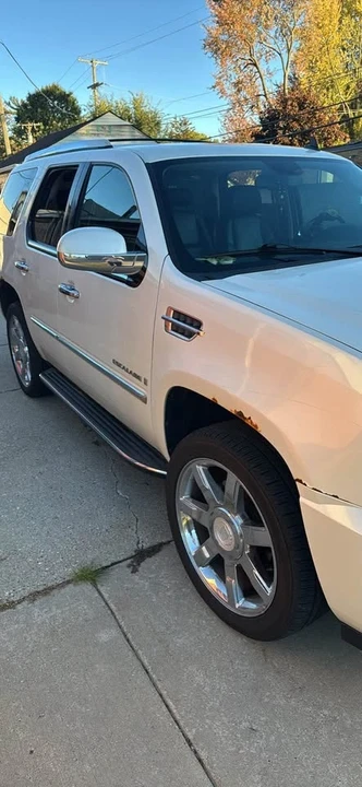 2008 Cadillac Escalade & EXT 3rd Gen - Image 2 of 4