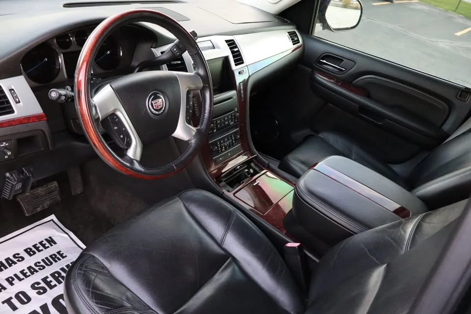 2008 Cadillac Escalade & EXT 3rd Gen - Image 10 of 18