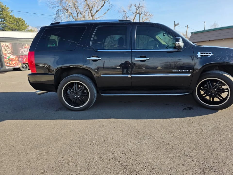 2008 Cadillac Escalade & EXT 3rd Gen - Image 6 of 10