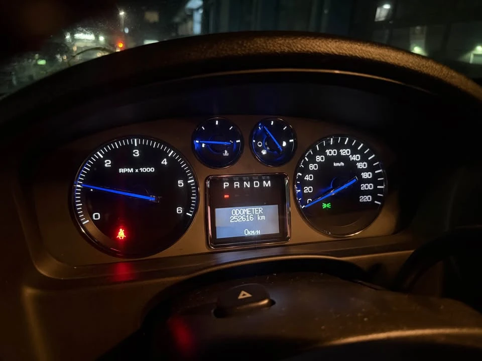 2008 Cadillac Escalade & EXT 3rd Gen - Image 8 of 8