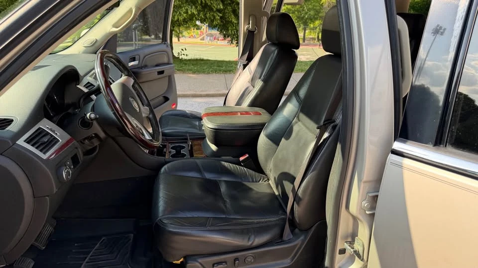 2008 Cadillac Escalade & EXT 3rd Gen - Image 15 of 20