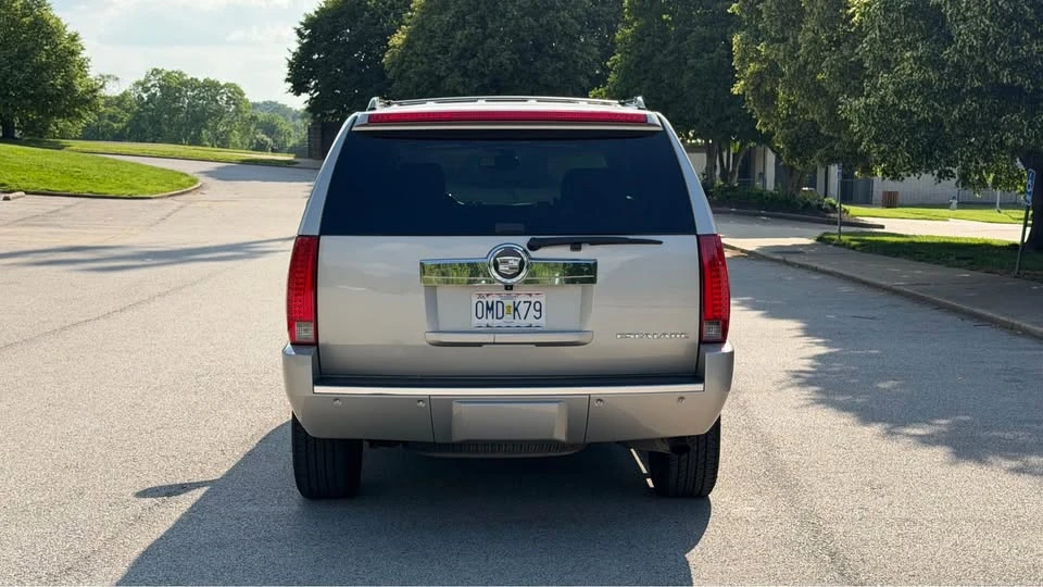 2008 Cadillac Escalade & EXT 3rd Gen - Image 5 of 20
